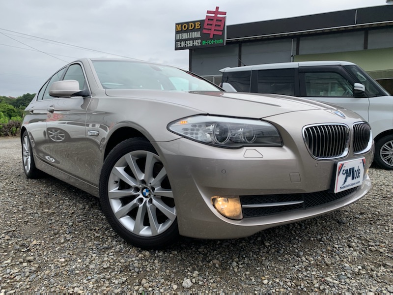 BMW 528i