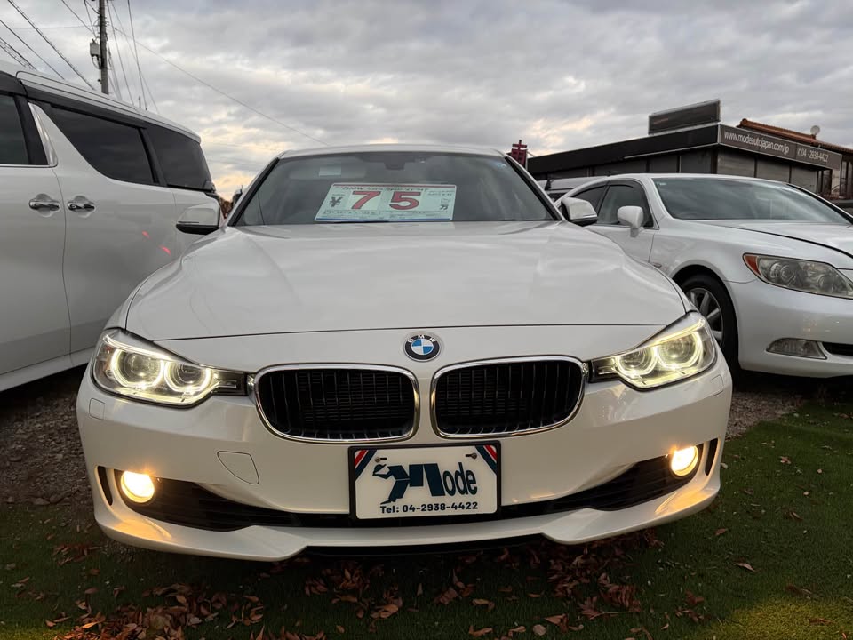 BMW 320i