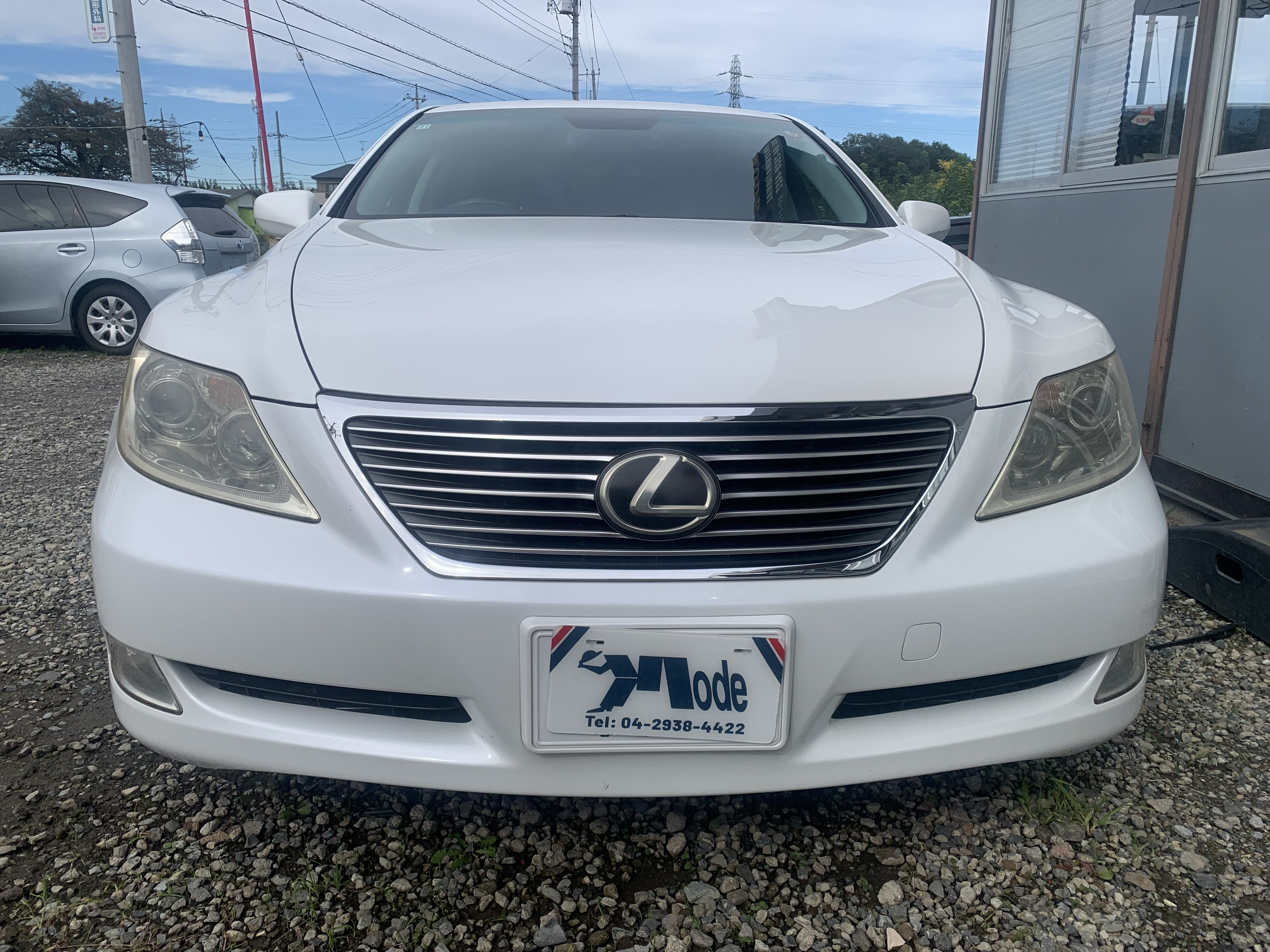 LEXUS